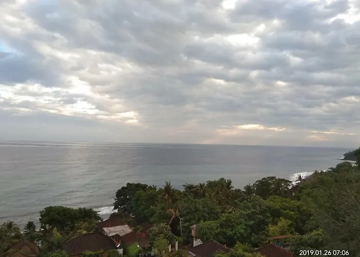 Bukit Indah 2* Amed
